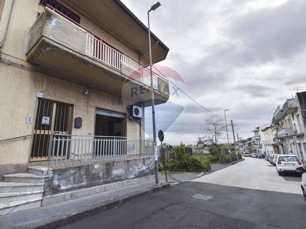 villa in vendita ad Aci Castello in zona Cannizzaro