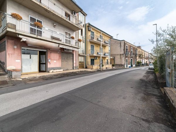 appartamento in vendita ad Aci Castello in zona Ficarazzi