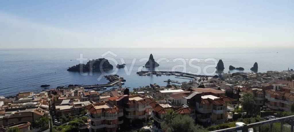 negozio in vendita ad Aci Castello