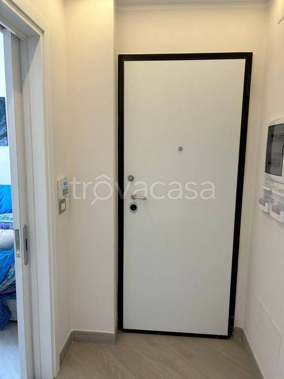 appartamento in vendita ad Aci Castello