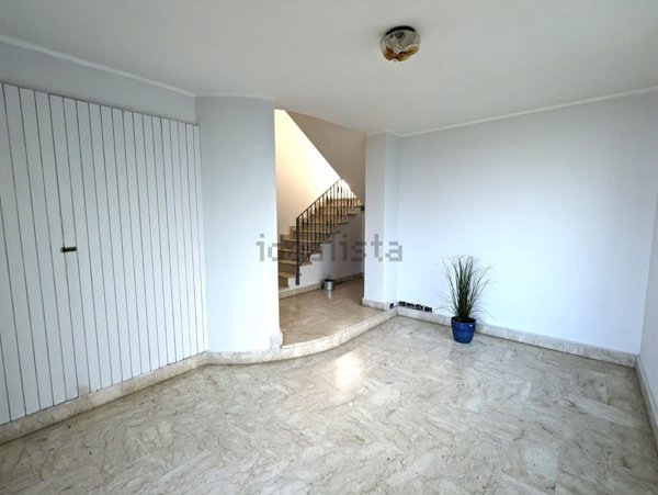 appartamento in vendita ad Aci Castello in zona Aci Trezza