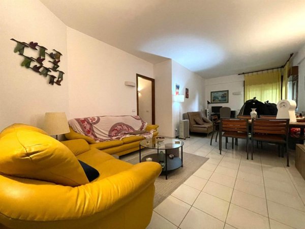 appartamento in vendita ad Aci Castello