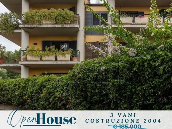 appartamento in vendita ad Aci Castello