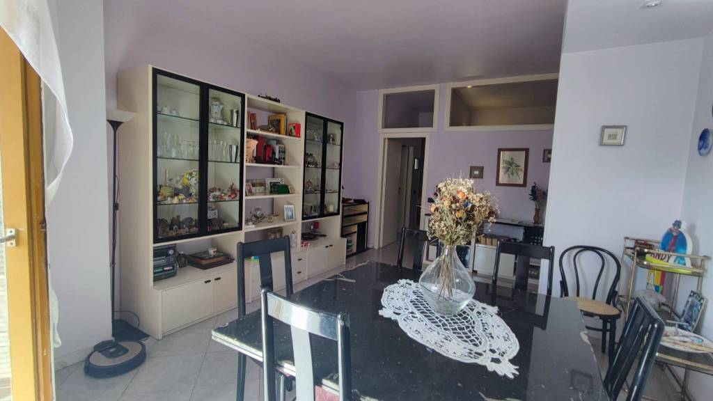 appartamento in vendita ad Aci Castello