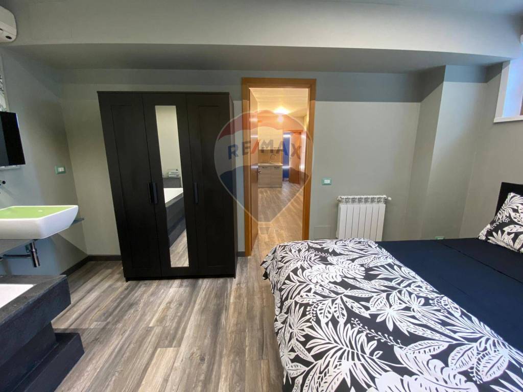 appartamento in vendita ad Aci Castello