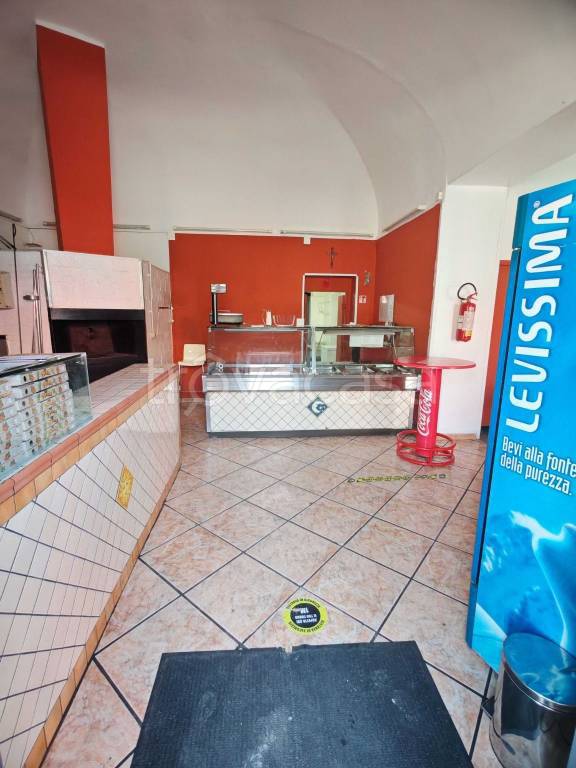 trivano in vendita ad Aci Castello in zona Ficarazzi