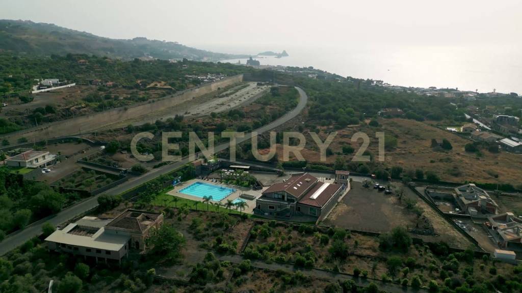 villa in vendita ad Aci Castello