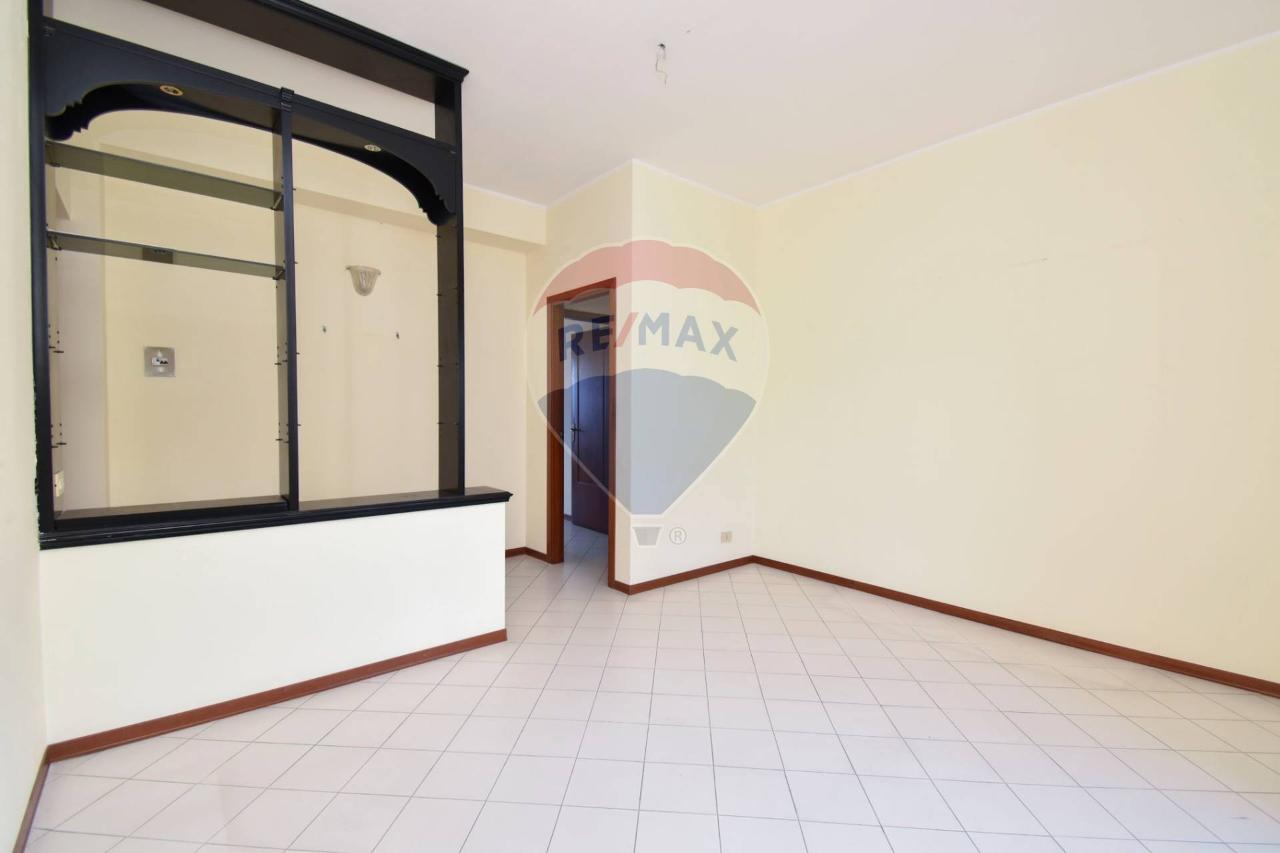 appartamento in vendita ad Aci Castello in zona Ficarazzi