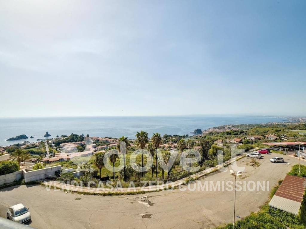 appartamento in vendita ad Aci Castello in zona Aci Trezza