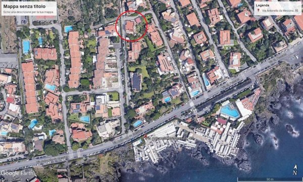 casa indipendente in vendita ad Aci Castello