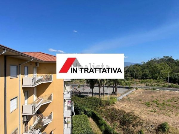appartamento in vendita ad Aci Castello