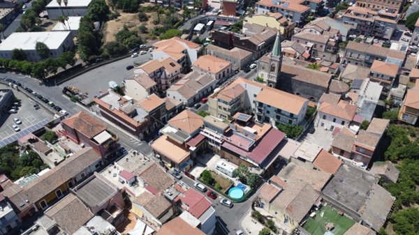 casa indipendente in vendita ad Aci Castello