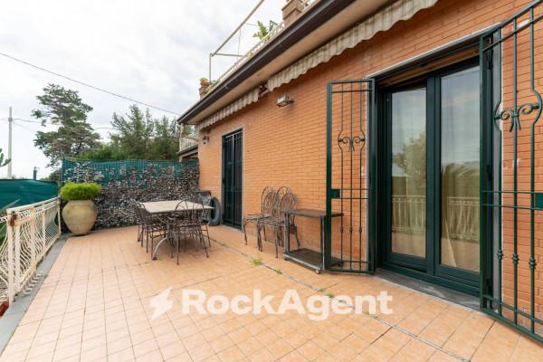 appartamento in vendita ad Aci Castello