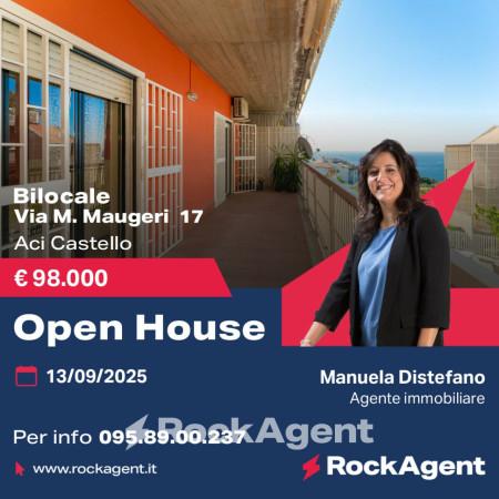 appartamento in vendita ad Aci Castello