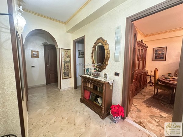 appartamento in vendita ad Aci Castello in zona Ficarazzi