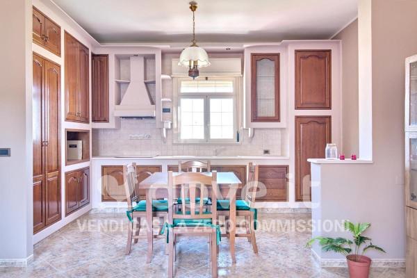 casa indipendente in vendita ad Aci Castello in zona Ficarazzi