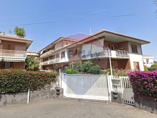 appartamento in vendita ad Aci Castello in zona Cannizzaro