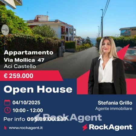 appartamento in vendita ad Aci Castello