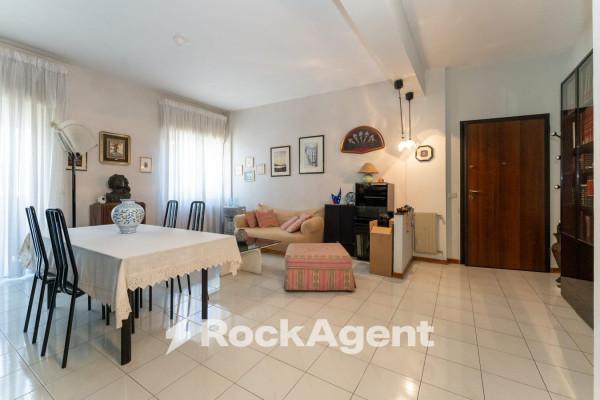 appartamento in vendita ad Aci Castello