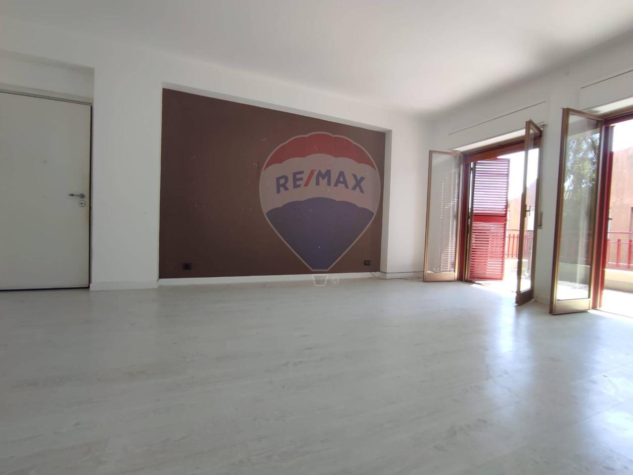appartamento in vendita ad Aci Castello in zona Cannizzaro