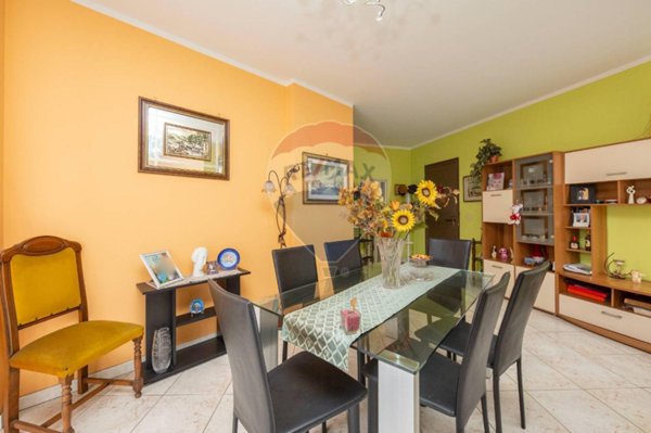 appartamento in vendita ad Aci Castello