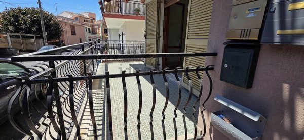 appartamento in vendita ad Aci Castello