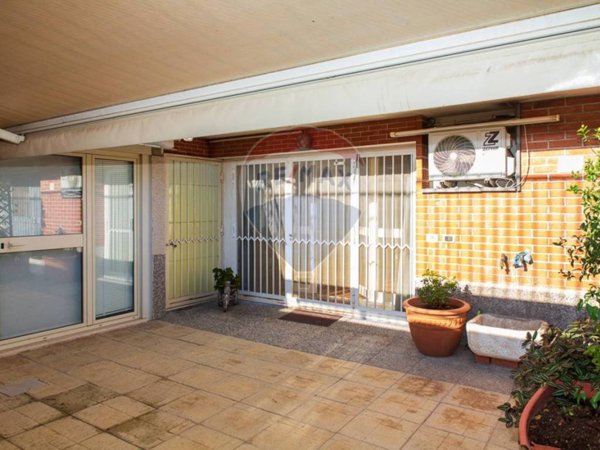 appartamento in vendita ad Aci Castello in zona Cannizzaro