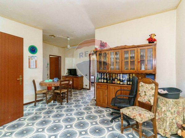 appartamento in vendita ad Aci Castello in zona Aci Trezza