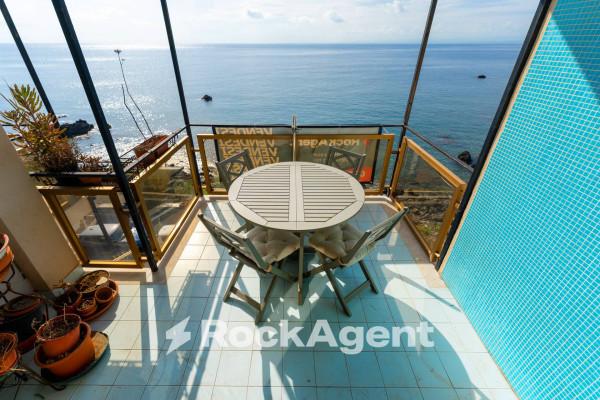 appartamento in vendita ad Aci Castello in zona Aci Trezza