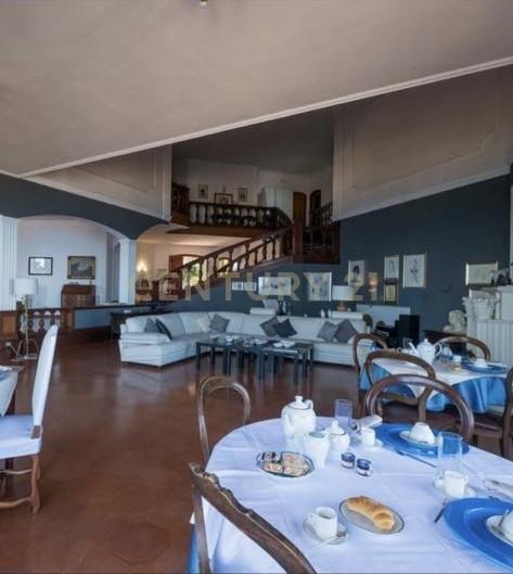 casa indipendente in vendita ad Aci Castello