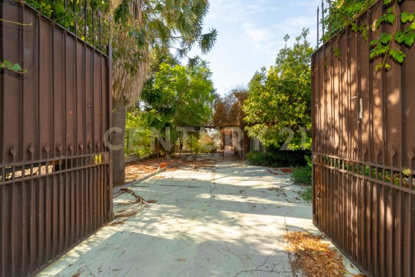 casa indipendente in vendita ad Aci Castello