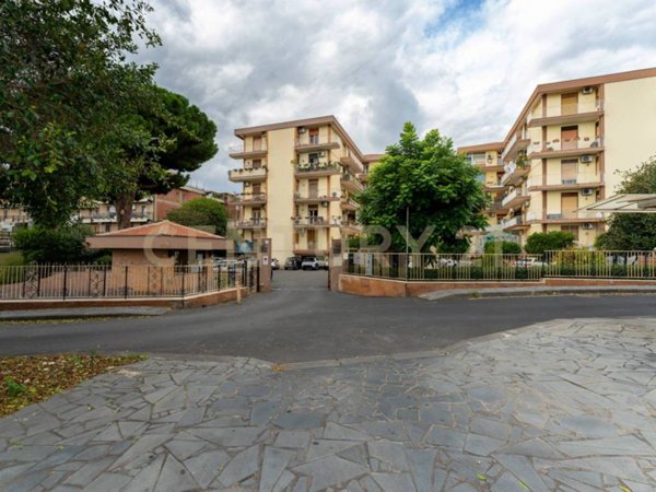 appartamento in vendita ad Aci Castello in zona Cannizzaro