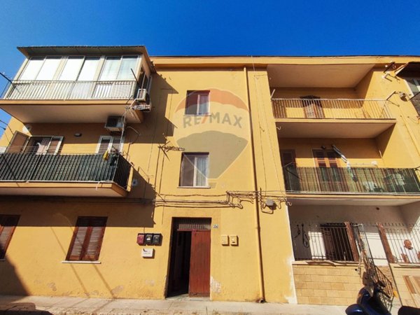 appartamento in vendita ad Aci Castello in zona Ficarazzi