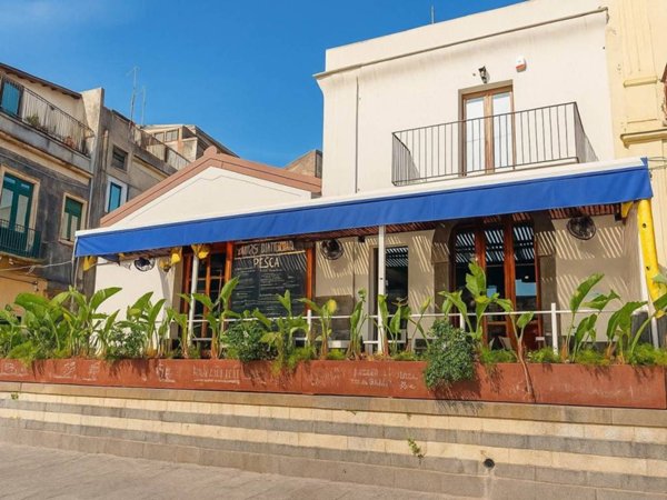 villa in vendita ad Aci Castello