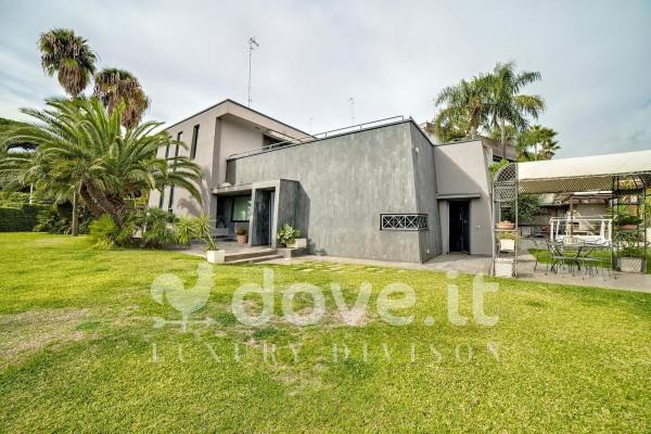 casa indipendente in vendita ad Aci Castello in zona Aci Trezza