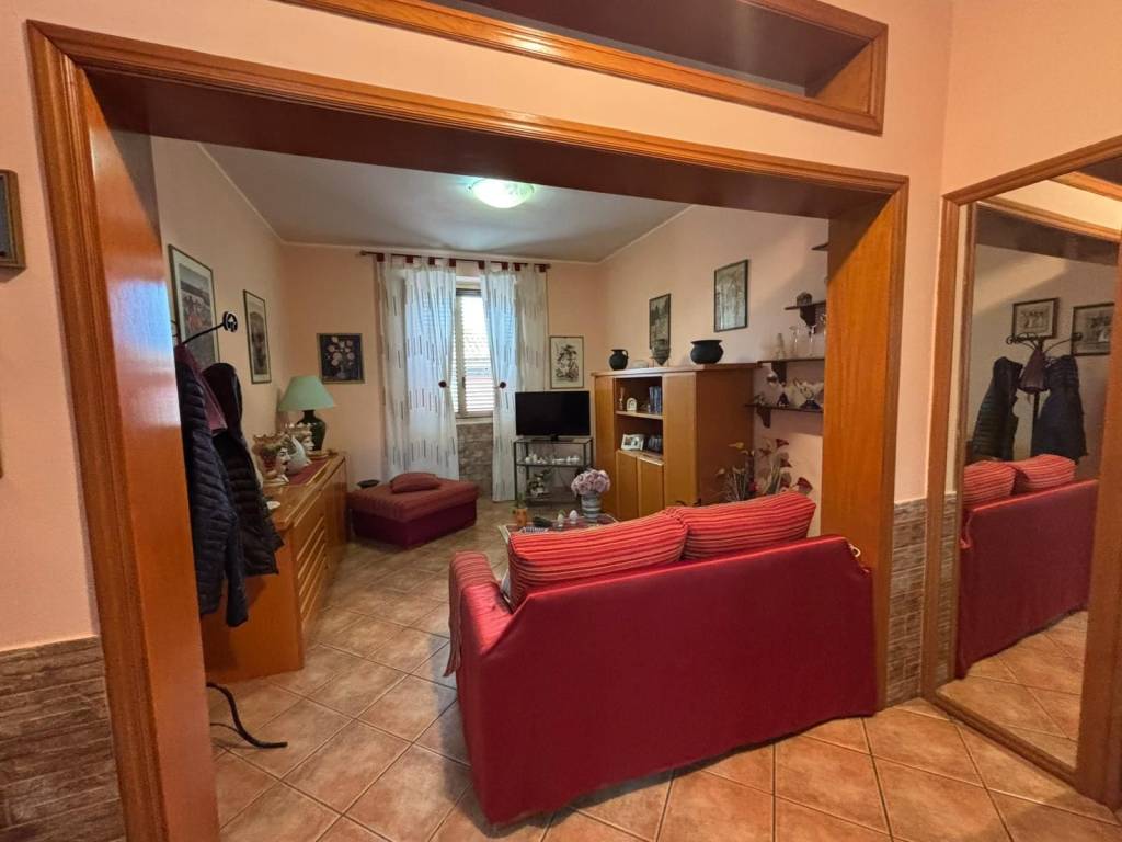 appartamento in vendita ad Aci Castello in zona Cannizzaro