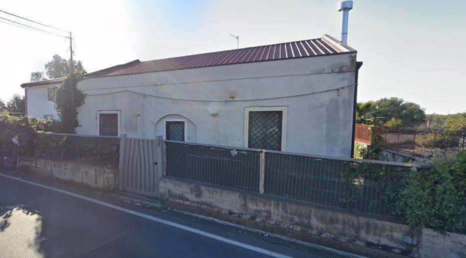 casa indipendente in vendita ad Aci Castello