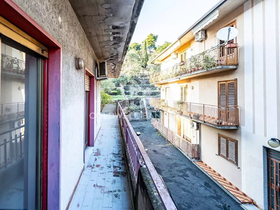 appartamento in vendita ad Aci Castello in zona Ficarazzi