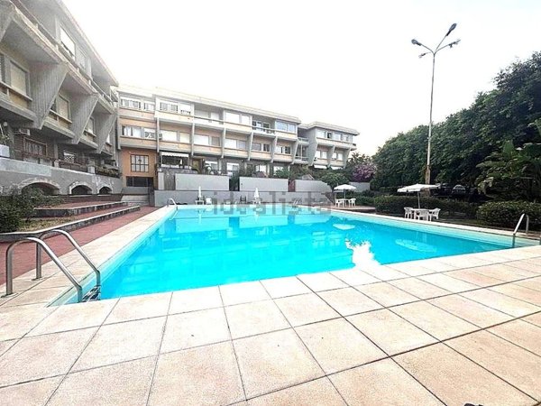 appartamento in vendita ad Aci Castello