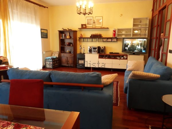 casa indipendente in vendita ad Aci Castello