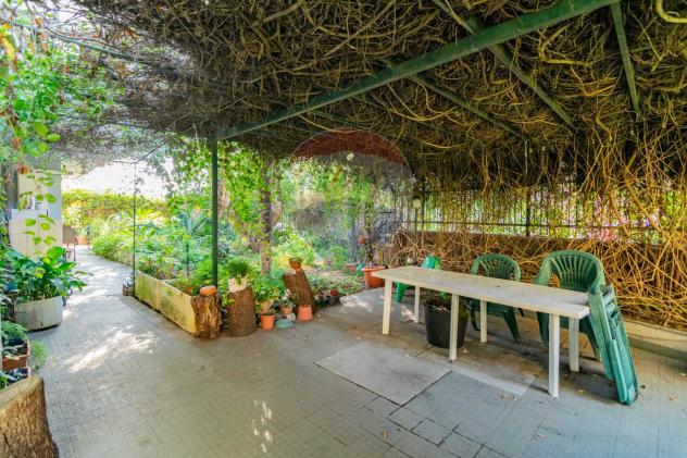 appartamento in vendita ad Aci Castello