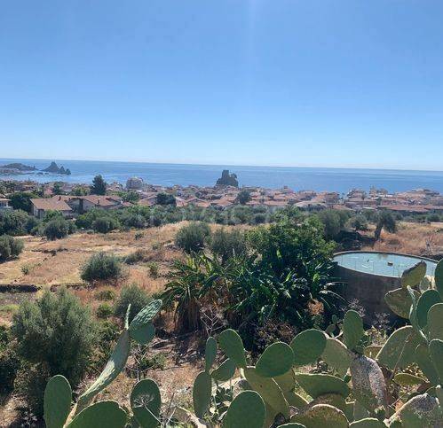 villa in vendita ad Aci Castello in zona Aci Trezza