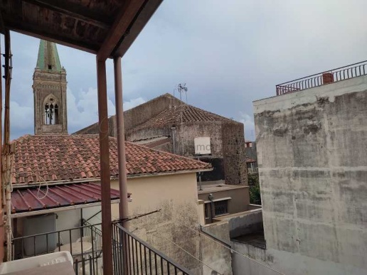 appartamento in vendita ad Aci Castello