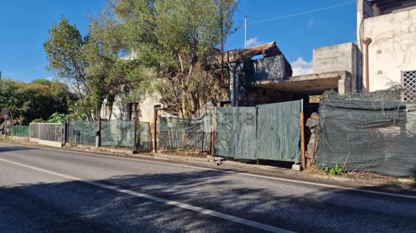 appartamento in vendita ad Aci Castello in zona Cannizzaro