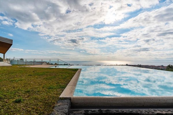 casa indipendente in vendita ad Aci Castello in zona Cannizzaro