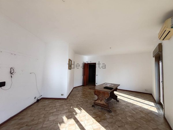 appartamento in vendita ad Aci Castello