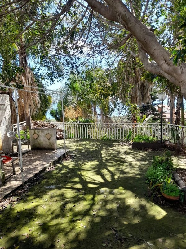 villa in vendita ad Aci Castello