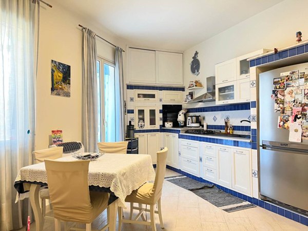 appartamento in vendita ad Aci Castello in zona Ficarazzi