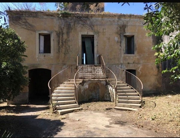 casa indipendente in vendita ad Aci Castello in zona Cannizzaro