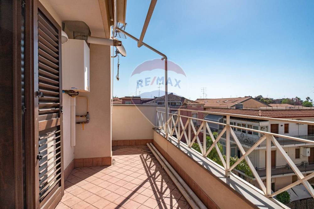 appartamento in vendita ad Aci Castello in zona Cannizzaro